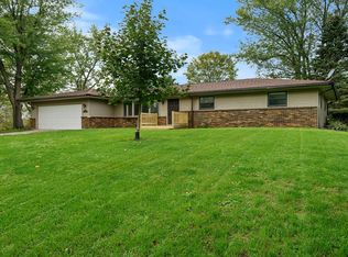 4081 Saint John Dr, Rockford, IL 61102