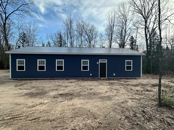 760 E Russell Lake Rd, Roscommon, MI 48653