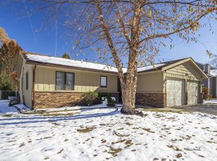 210 Clinton St #B, Lowell, IN 46356