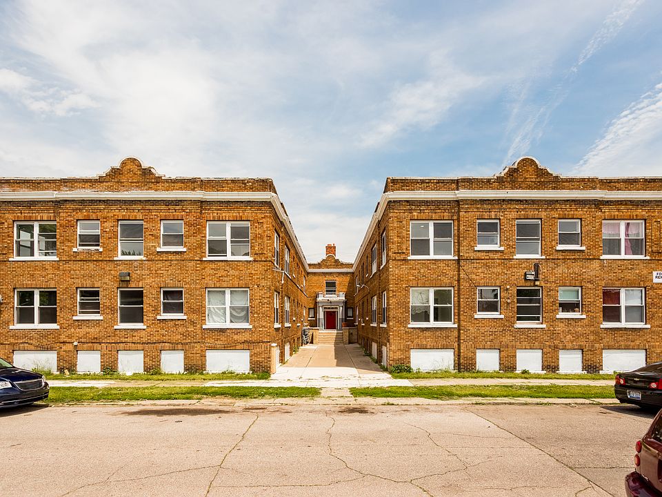 1st image of 2505 Hurlbut St #25