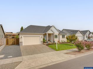 955 Grant St, Mount Angel, OR 97362