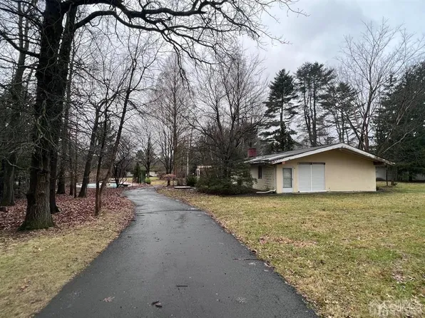 34 Sandor Dr, Princeton, NJ 08540