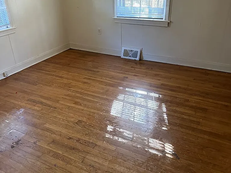 245 Shady Cir — Photo 5