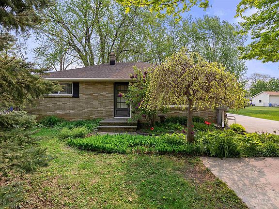 5th image of 3020 N Meade St