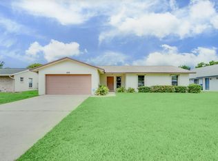 145 Heron Pkwy, Royal Palm Beach, FL 33411