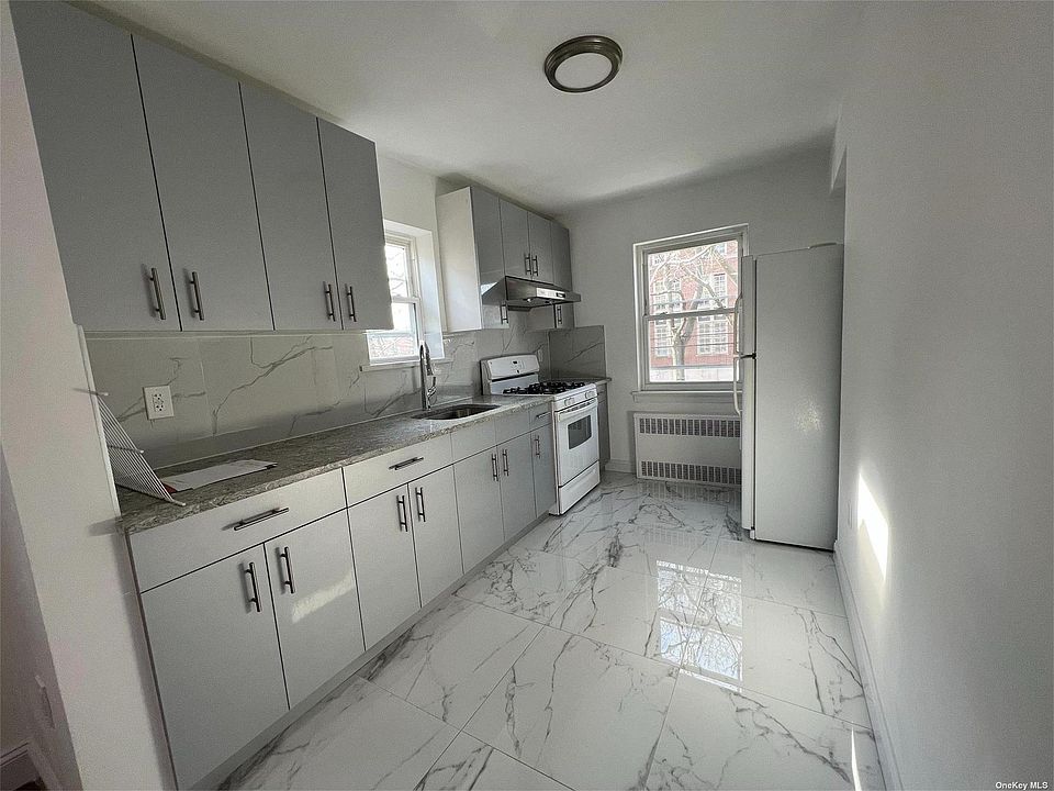 1st image of 67-11 Fresh Meadow Ln #2
