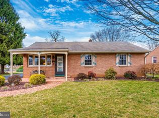 17316 Cloverleaf Rd, Hagerstown, MD 21740
