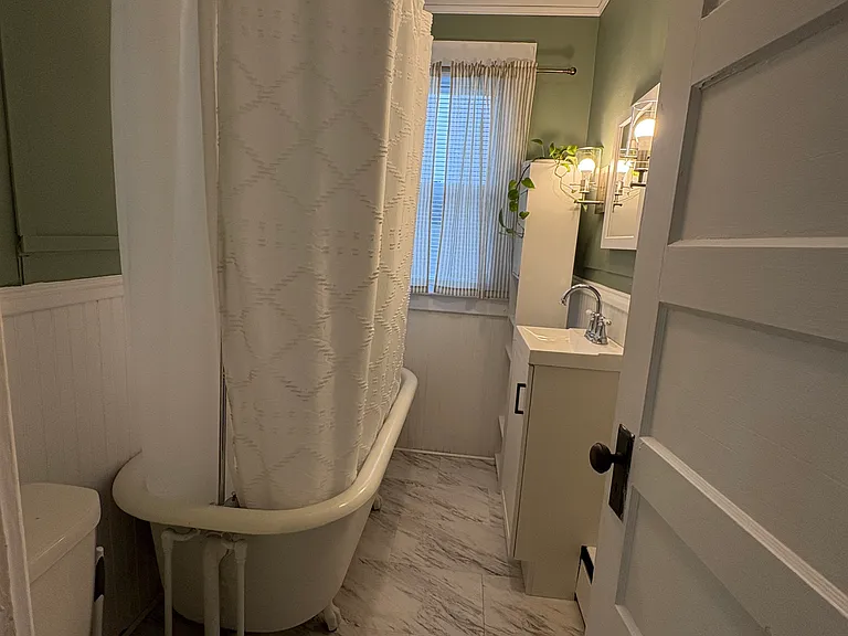 50 Stillman Ave #2 — Photo 9