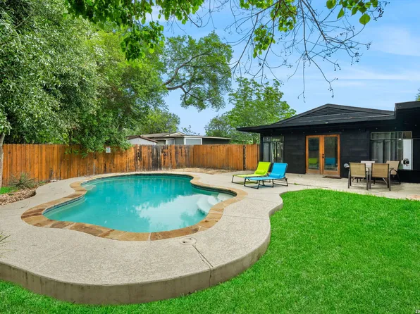 327 Bryn Mawr Dr, San Antonio, TX 78209