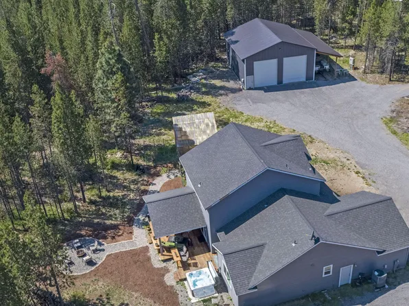55100 Tamarack Rd, Bend, OR 97707