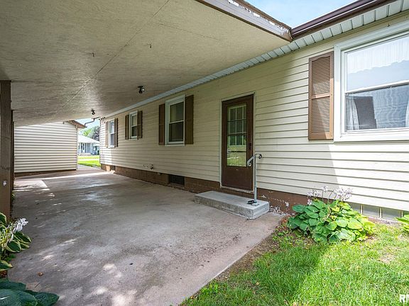 4th image of 125 S Sunny Ln