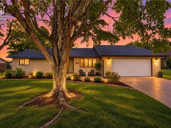 116 W 26th Cir, Fayetteville, AR 72701