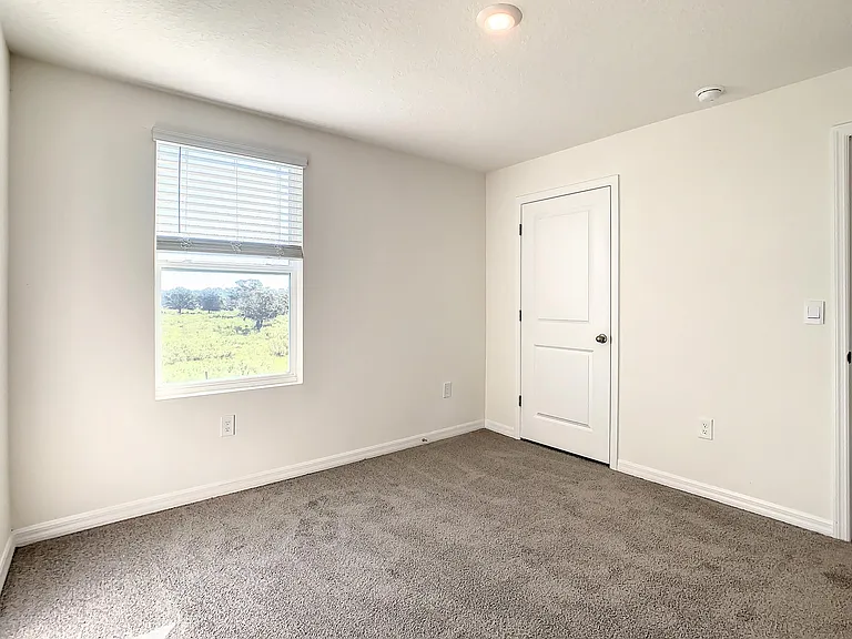 16864 Delia St — Photo 12