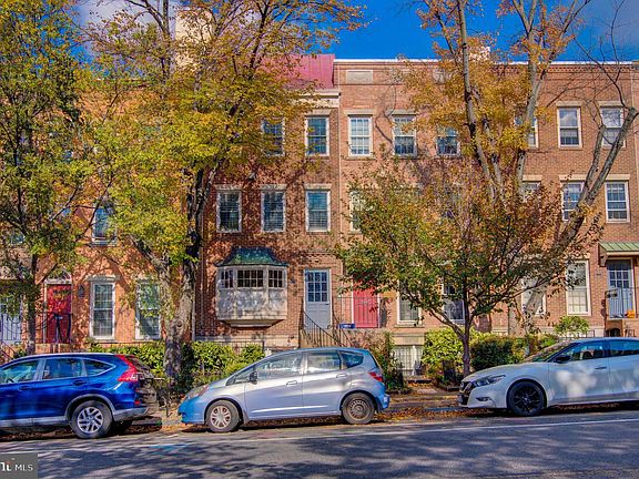 3rd image of 1953 Calvert St NW APT D