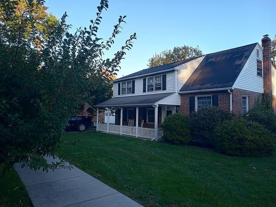 1st image of 370 Beverly Rd