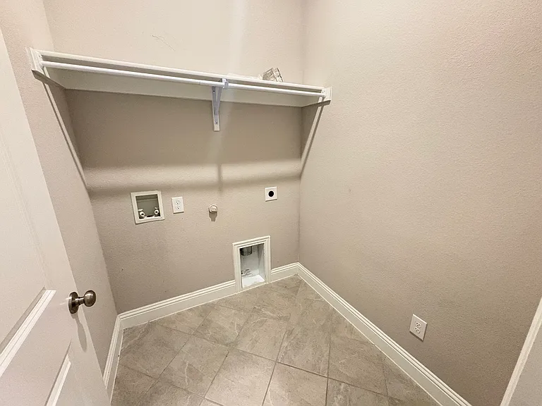 2817 Bobcat Dr — Photo 15