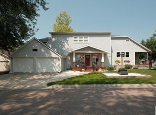 414 E Greene St, Paullina, IA 51046
