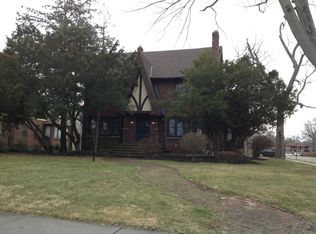 10915 Edgewater Dr, Cleveland, OH 44102