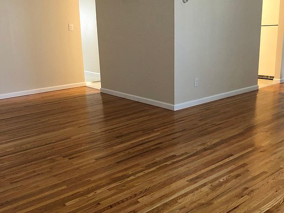 4th image of 20 Kelvin Ave