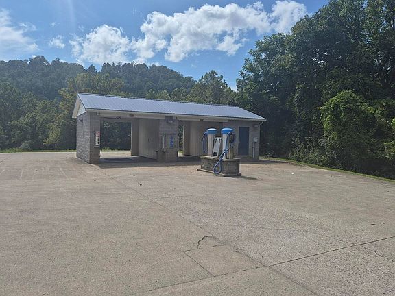 3rd image of 348 State Highway 5 E