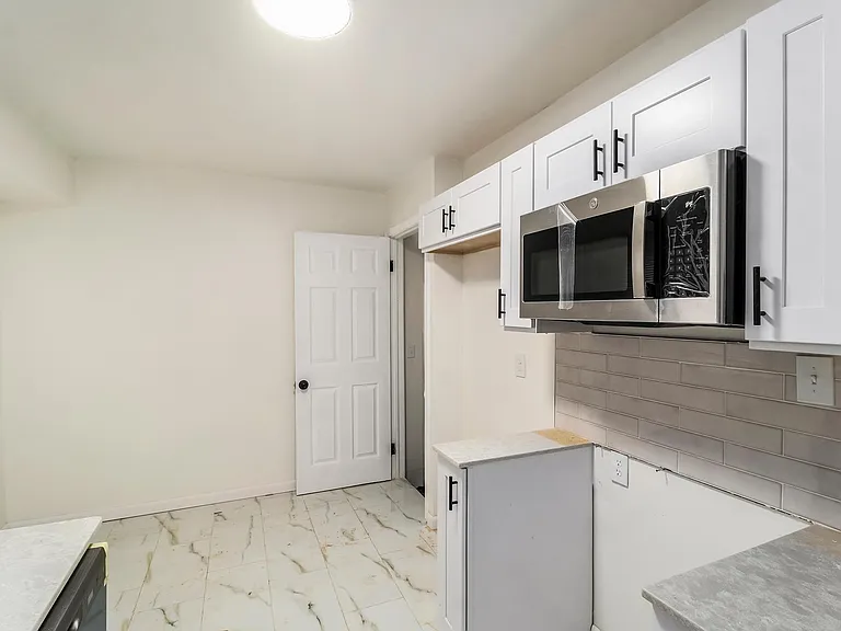 7281 Rockdale St — Photo 10