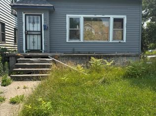 8731 Chalfonte St, Detroit, MI 48238