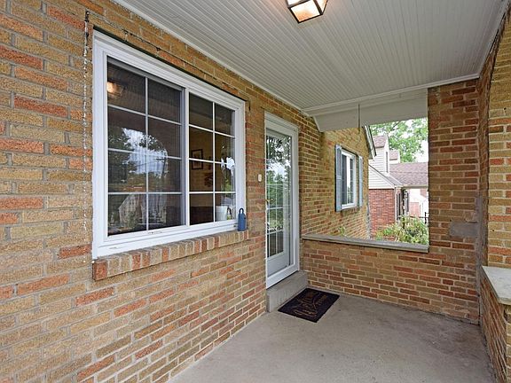 3rd image of 1339 Collinsdale Ave