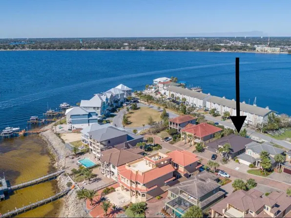 2569 Cayenne Ln, Shalimar, FL 32579