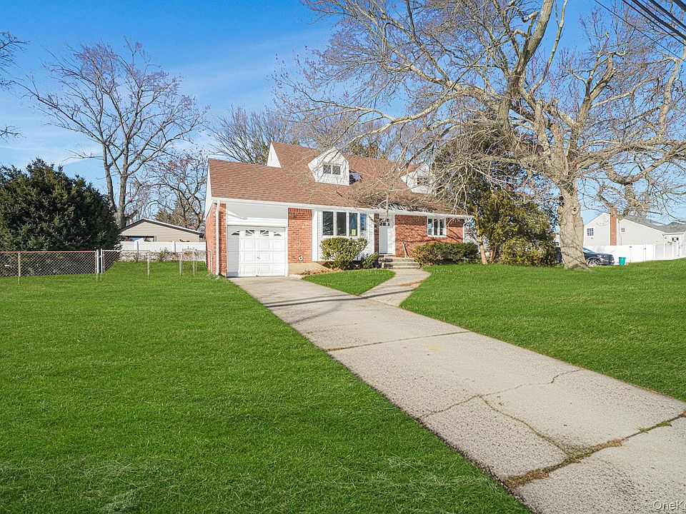 1st image of 182 W 17th Street