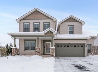 1622 Fairfield Dr, Elburn, IL 60119