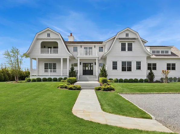 1 Fiske Avenue, Westhampton Beach, NY 11978