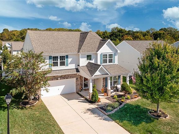 2nd image of 4439 Wedge Dr