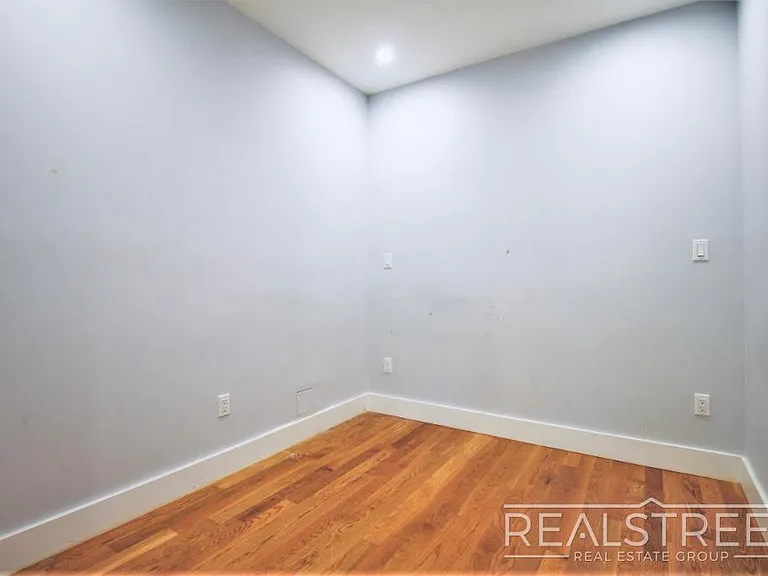 1135 Saint Marks Ave #3B — Photo 6