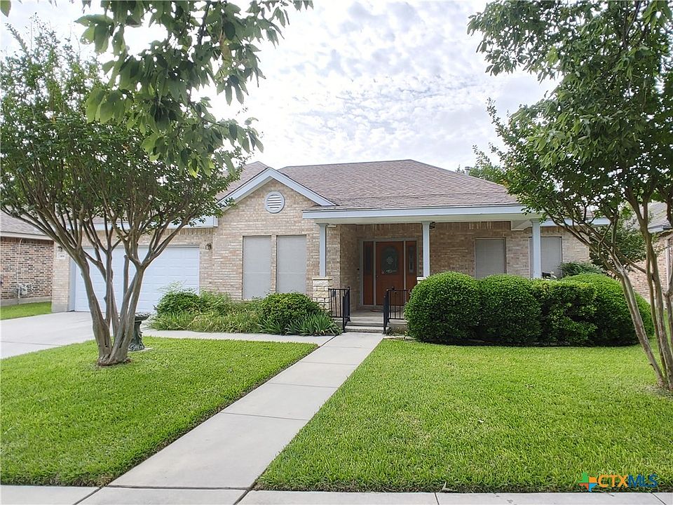 1st image of 1414 Azalea Ln