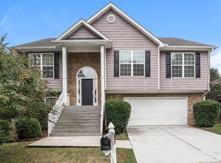 2452 Temple View Dr, Snellville, GA 30078
