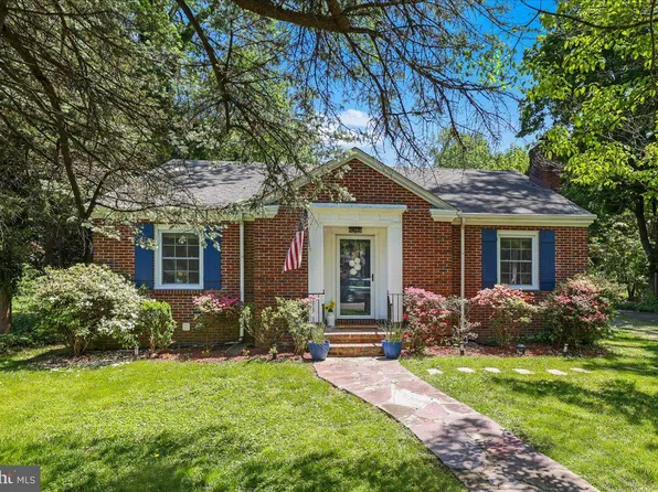 7 Wilburtha Rd, Ewing, NJ 08628