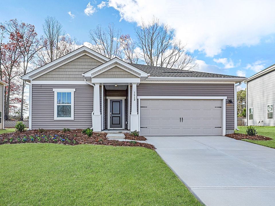 Welcome to the Gibson floorplan at a Meritage Homes community in Charlotte, NC.