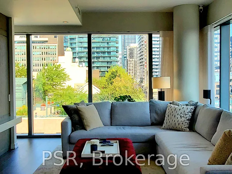 60 Colborne St #902 — Photo 3