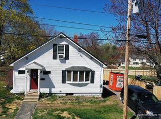 48 Elm St, Norway, ME 04268