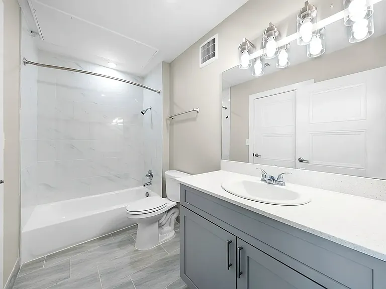 Experience Contemporary Living at Oasis Vista Apartments | 3522 Main St Rowlett, TX * Ask About O... — Photo 10