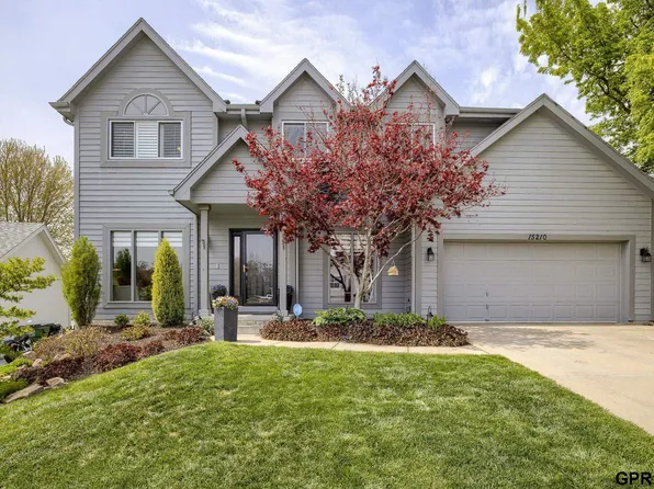 15210 Borman St, Omaha, NE 68138