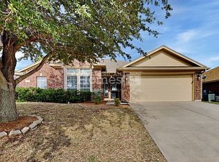 402 Nutmeg, Burleson, TX 76028