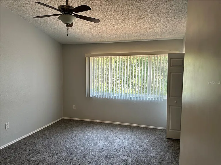 8563 Hunters Key Cir — Photo 9