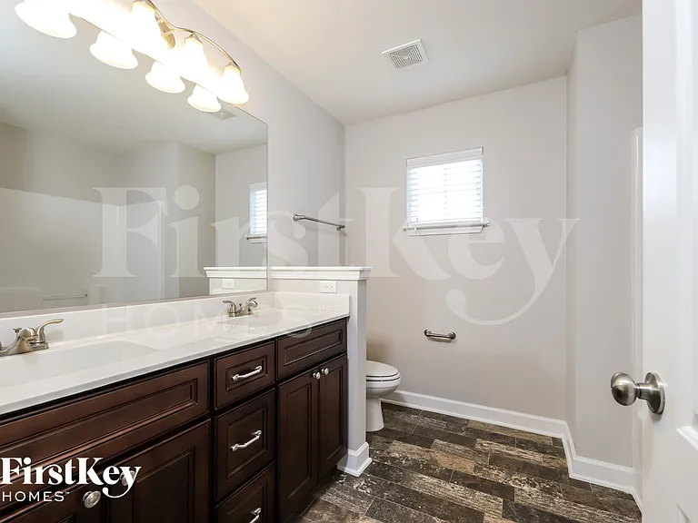132 Bethel Oaks Ct — Photo 14