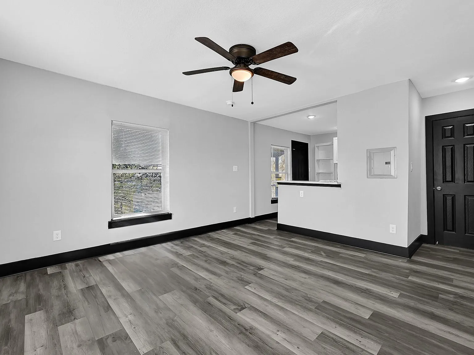 1 bed, 1.0 bath, 350 sqft, $750 — Photo 4
