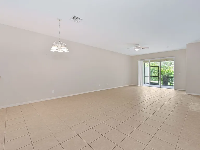 13679 Martone Ct — Photo 8