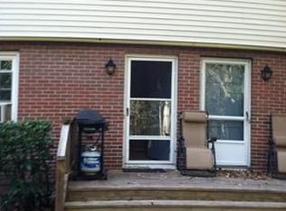 10 Carolina Dr APT 21, Oakdale, CT 06370