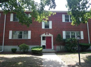 10 Lake Shore Ct APT 2, Brighton, MA 02135