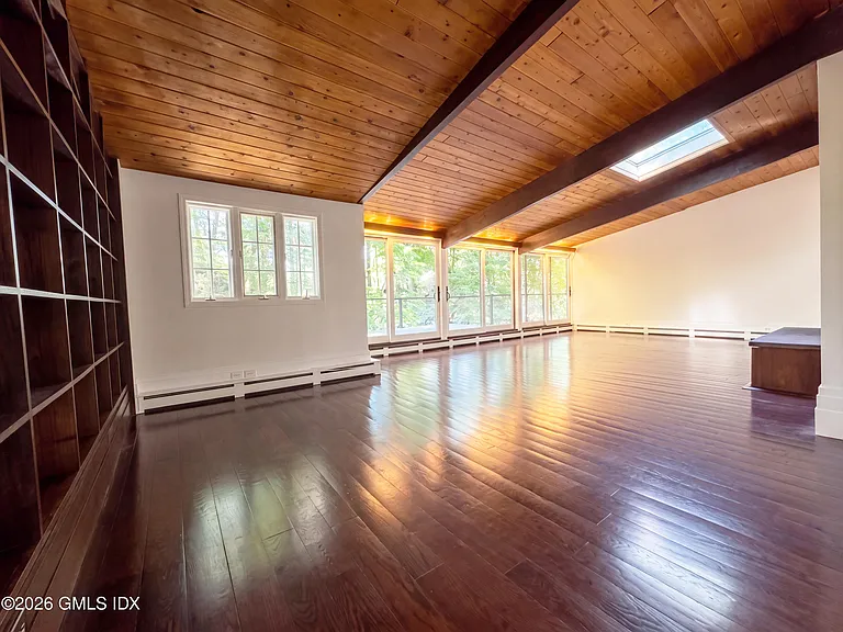 424 Cognewaugh Rd — Photo 3