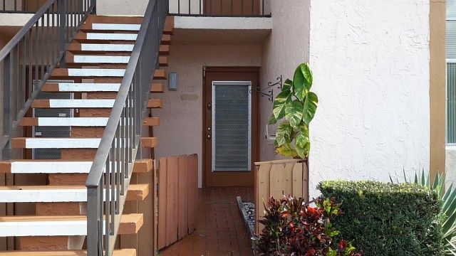 1st image of 11 Willowbrook Ln APT 102
